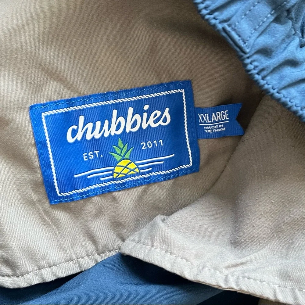 CHUBBIES NAVY SHORTS SIZE XXL CLASSIC STYLISH TRENDY CASUAL COOL EFFORTLESS